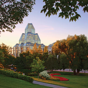 Vue du Musée des beaux-arts du Canada à partir du parc Major’s Hill Source : CCN